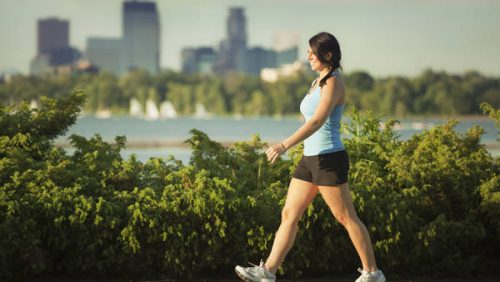 Nekpijn Verminderen door te wandelen