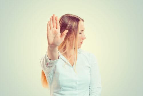 Stop met je anders voordoen en wees jezelf