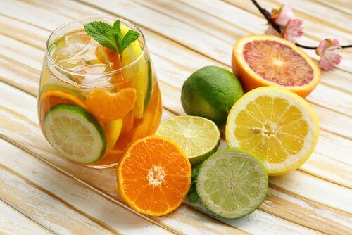 Citrusvruchten om rugpijn tegen te gaan