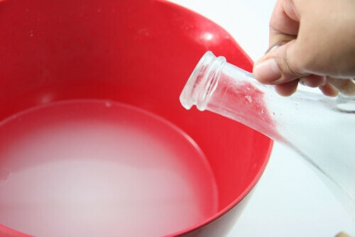 Vlekken Te Verwijderen Met Witte Wijnazijn