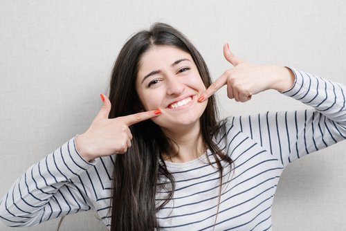 Sterke tanden door het eten van pistachenoten