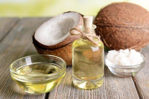 Kokosolie helpt oorsuizen verminderen