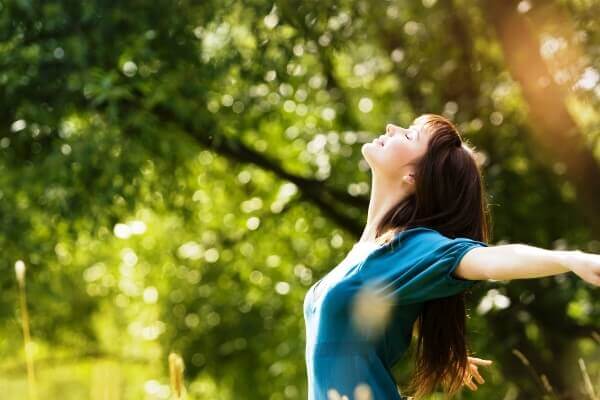 Een vrouw die geen last heeft van stress en angst