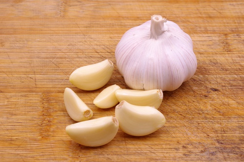Bestrijd huidschimmel met knoflook