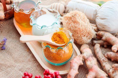 Vaginale droogte tegengaan met kurkumamelk