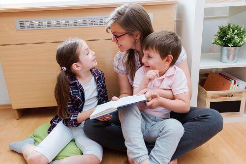 moeder en kinderen lezen