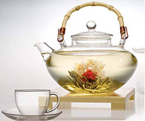 Witte thee is een van de beste drankjes om vet te verbranden