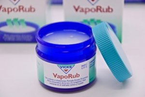 Waarom je geen VapoRub voor kinderen onder de 2 jaar moet gebruiken