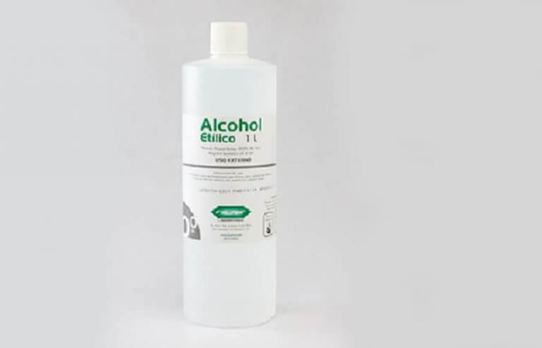 De positieve effecten van alcohol op kalknagels