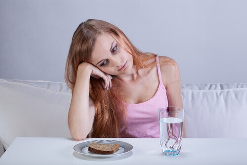 Symptomen van eierstokkanker dorst en verminderde eetlust