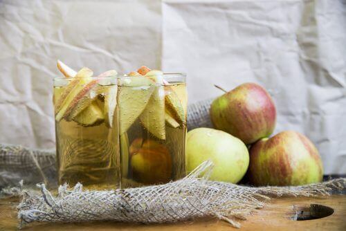Appelazijn om slijmbeursontsteking op natuurlijke wijze te behandelen