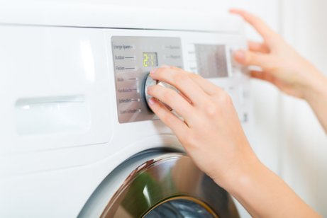 Kleding wassen om luizen te verwijderen