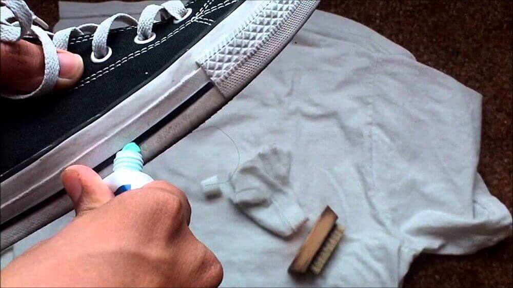 Tandpasta als schoenpoets