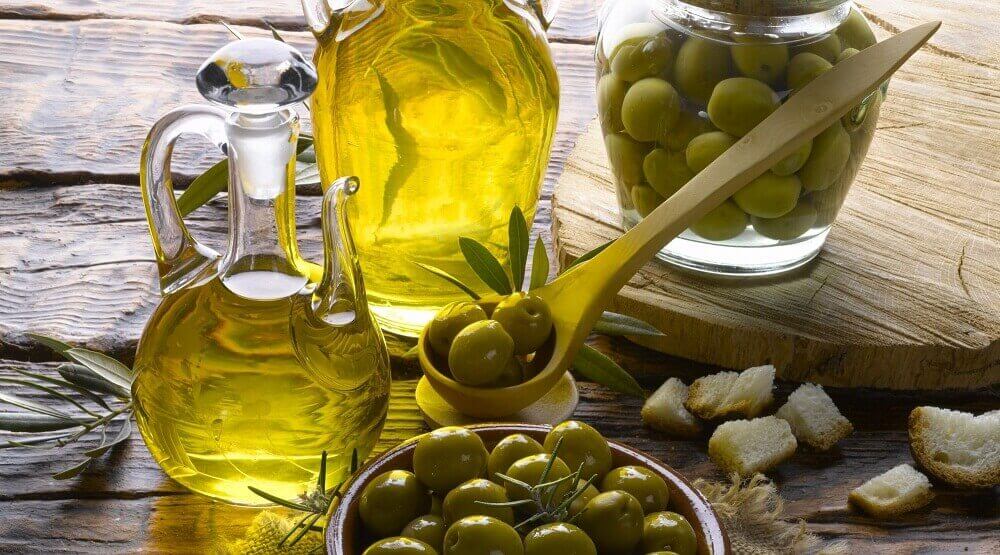Droge lippen voorkomen door middel van olijfolie