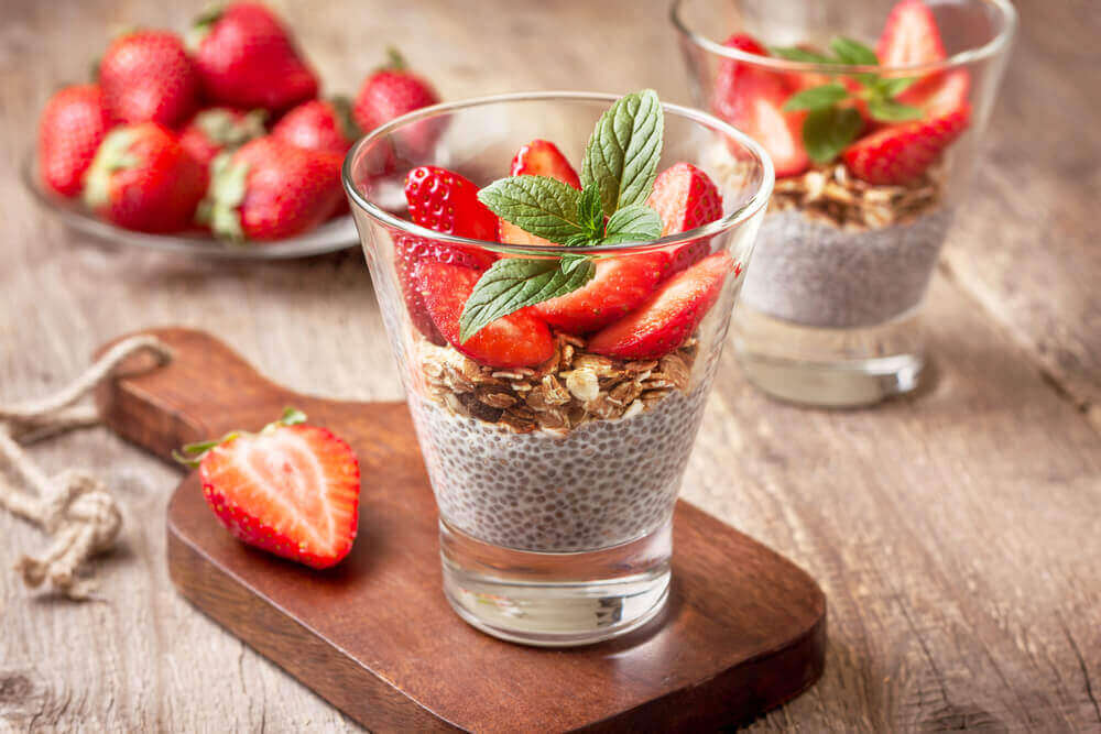 Chia-mousse met aardbeien
