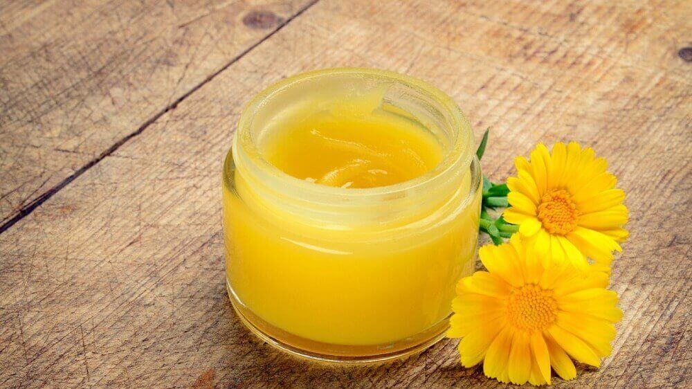 Arnica, één van de huismiddeltjes voor flebitis