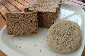 Gemakkelijk en heerlijk glutenvrij brood met boekweit- en rijstmeel