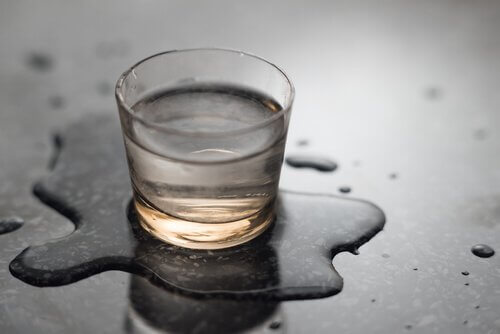 Vaker water drinken door een onderscheid te maken tussen honger en dorst
