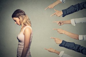 Hoe ga je om met schuldgevoelens over alles?