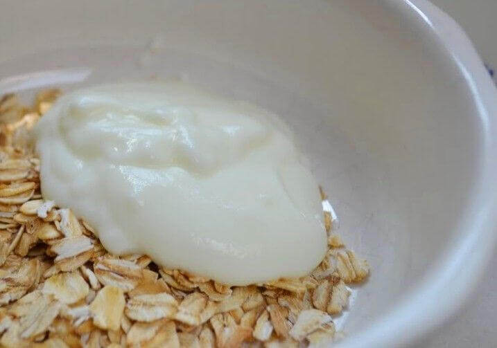 Schaaltje haver en yoghurt