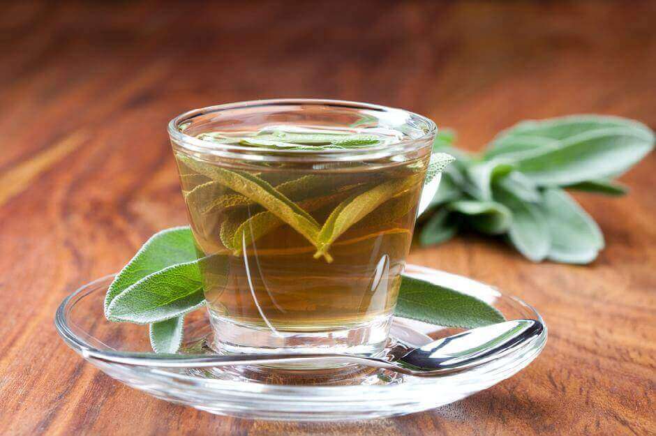 Voorkom zwetende oksels met salie