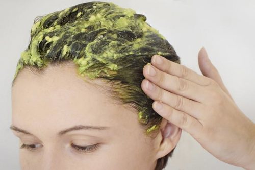 Masker van avocado, honing en eigeel