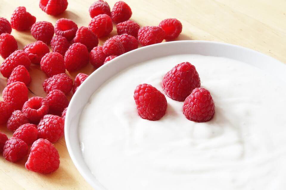 Yoghurt met frambozen