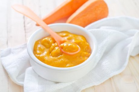 Fruitpuree voor baby's