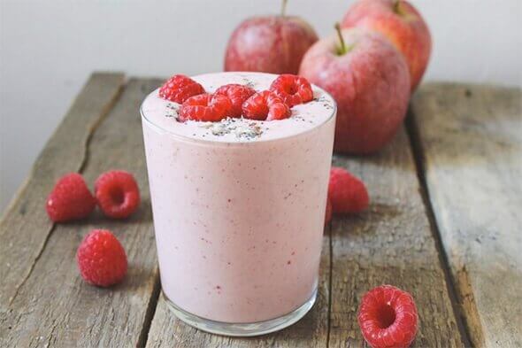 Indrukwekkende fruitsmoothies met appel en framboos