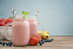 5 indrukwekkende fruitsmoothies om gewicht te verliezen