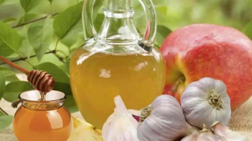 Knoflookthee is één van de behandelingen voor een keelinfectie
