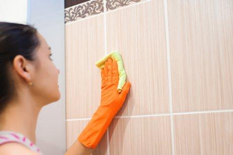 Vijf groene oplossingen voor het schoonmaken van tegelvoegen