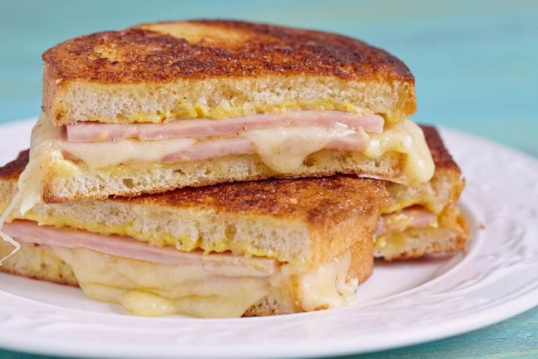 Hoe je een heerlijke Monte Cristo Sandwich maakt