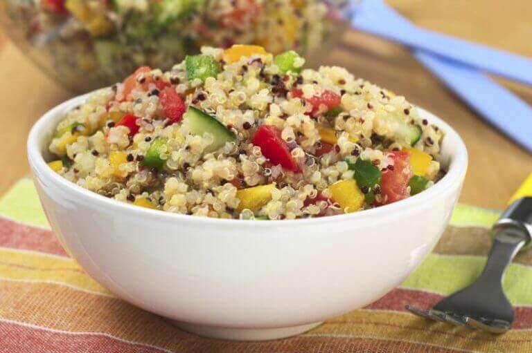 Kom met quinoa en groente