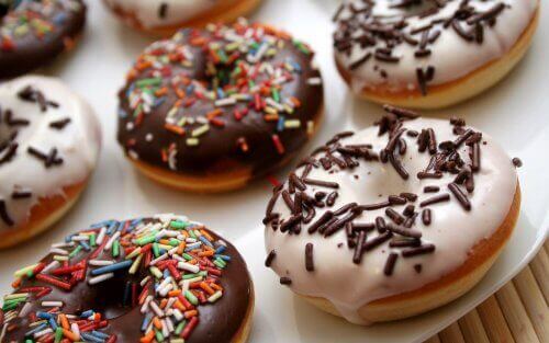 Donuts zijn misschien lekker, maar gelden niet als goede voeding tegen depressie