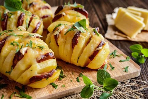 Probeer deze heerlijke aardappelen met chorizo en kaas