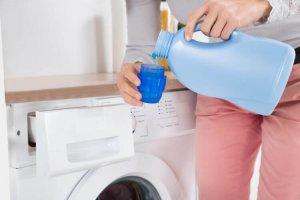 Hoe maak je je eigen gifvrije wasverzachter