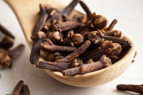 Kruidnagels kunnen gebruikt worden in tal van natuurlijke remedies