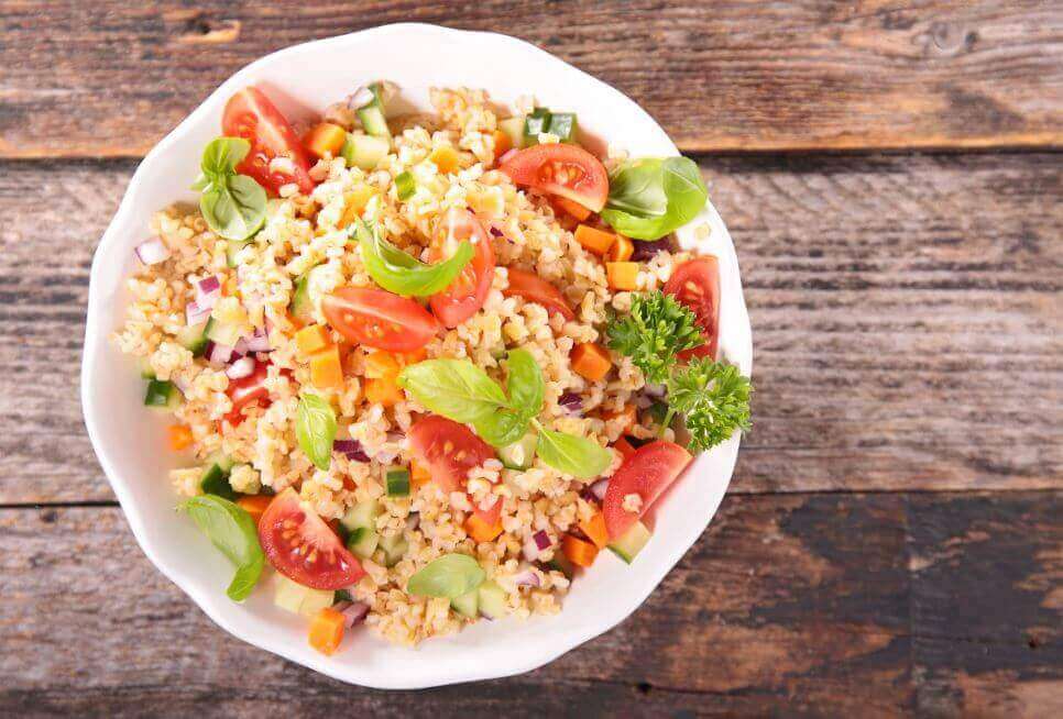 Een van die heerlijke salades met quinoa