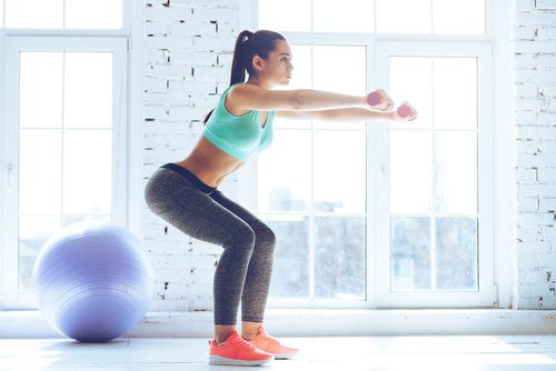 Trainingsfouten bij het squatten met gewichten