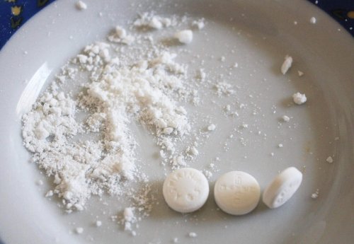 Vochtinbrengend gezichtsmasker met aspirine