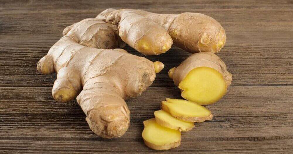 Hele en gesneden gember