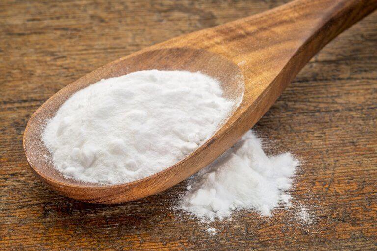 Zuiveringszout helpt bij een witte tong