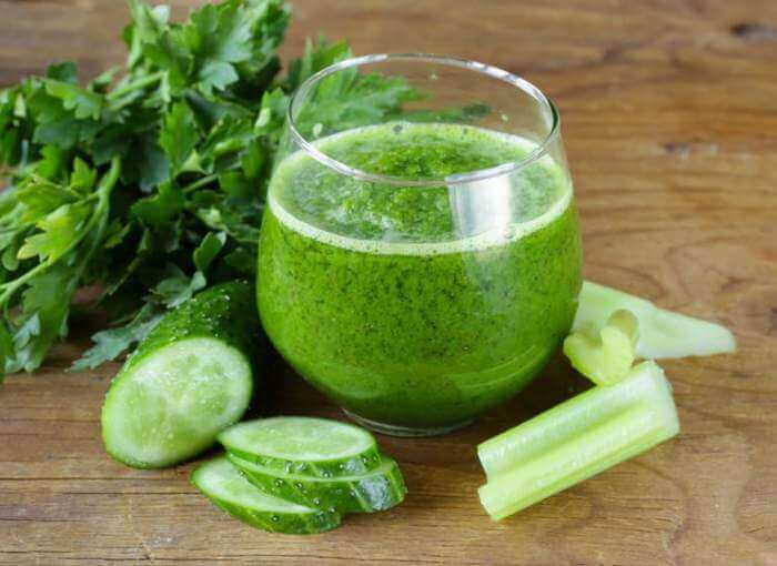 Voorbeeld van heerlijke gezonde groene smoothies