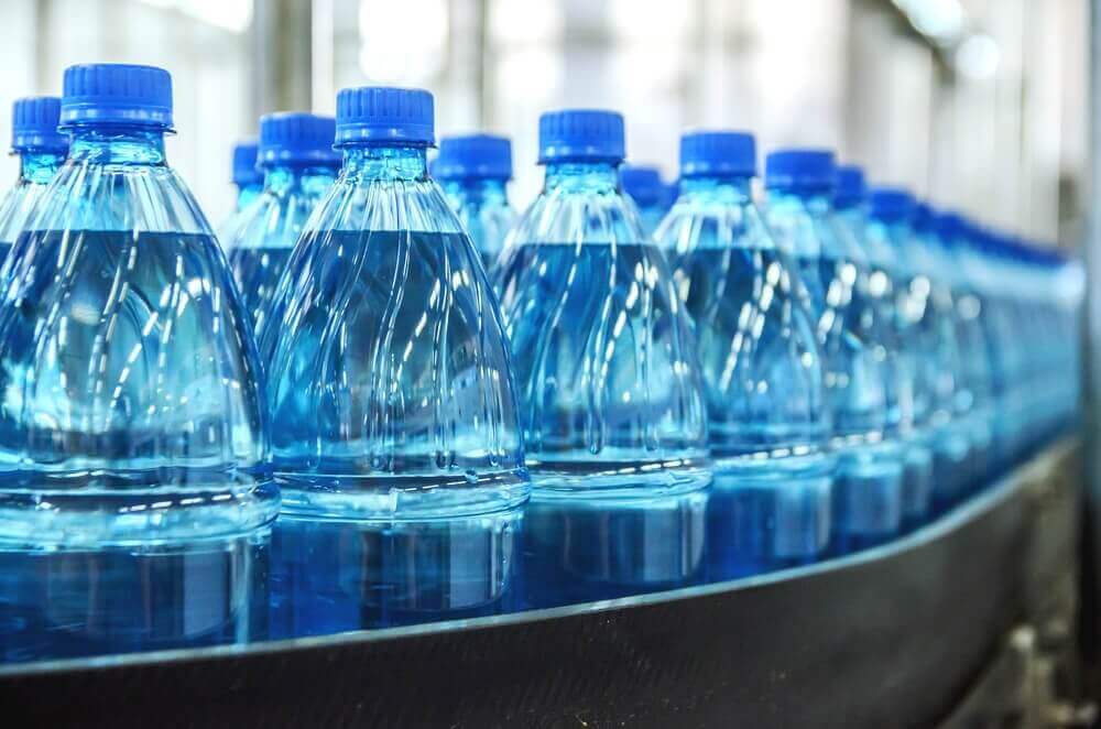 Mineraalwater in flessen