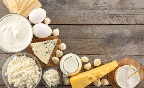 Eet minder zuivelproducten