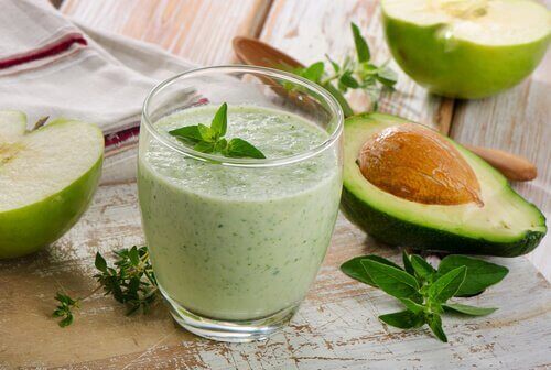 5 heerlijke, voedzame en eenvoudige recepten met avocado