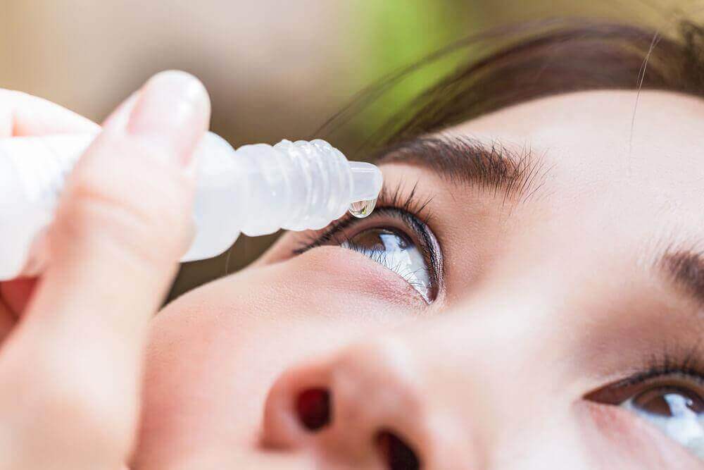 Gebruik oogdruppels om symptomen van cataract te vertragen
