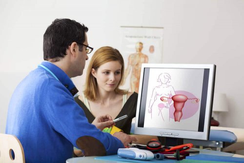 Vrouw bij de dokter