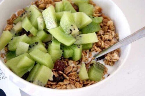 Havermout met kiwi en chiazaden